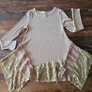 Kori America Tunic Top Small Beige Lace Trim Ruffle‎ Hem Long Sleeve Ribbed